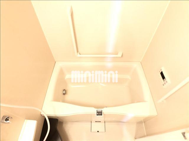 ����20
