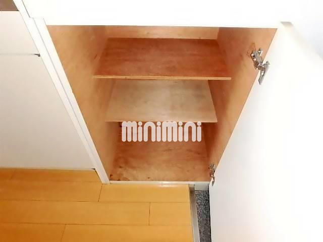 ����14