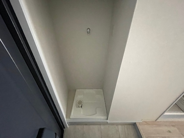 ����10