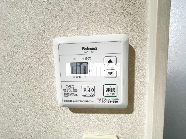 ����13