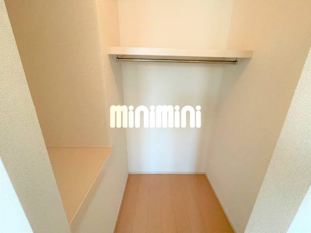 ����6