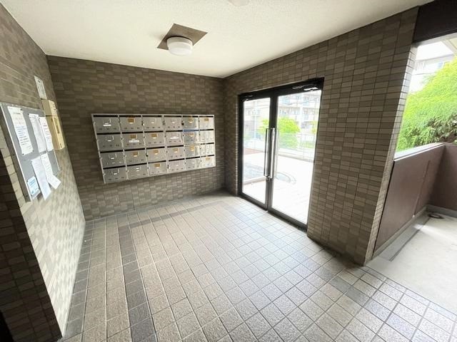 ����19