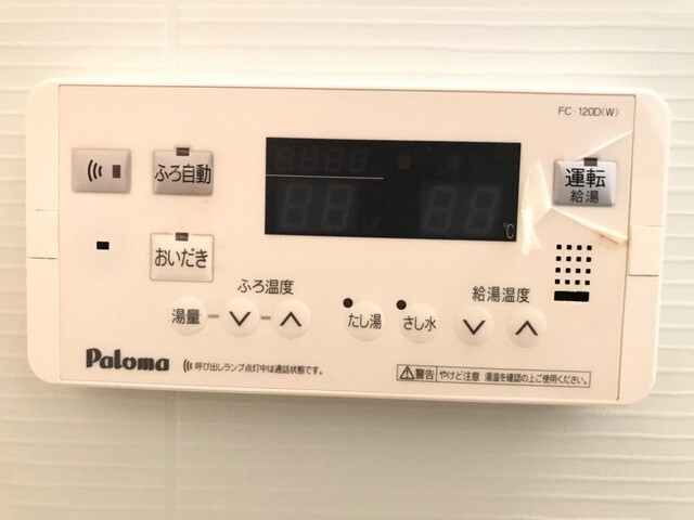 ����20