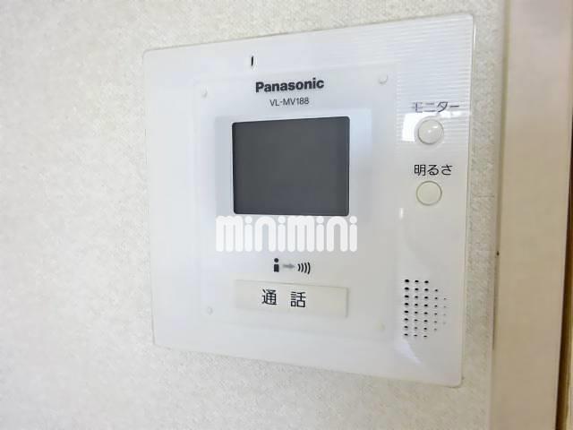 ����11