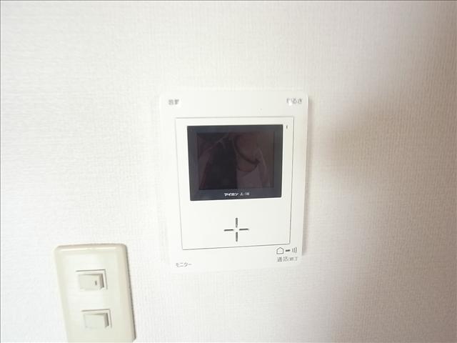 ����5