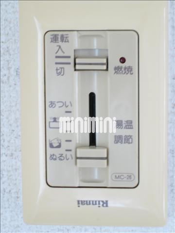 ����10