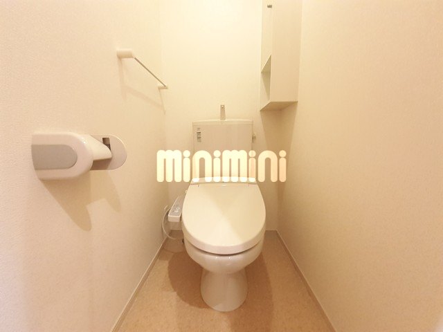 ����5