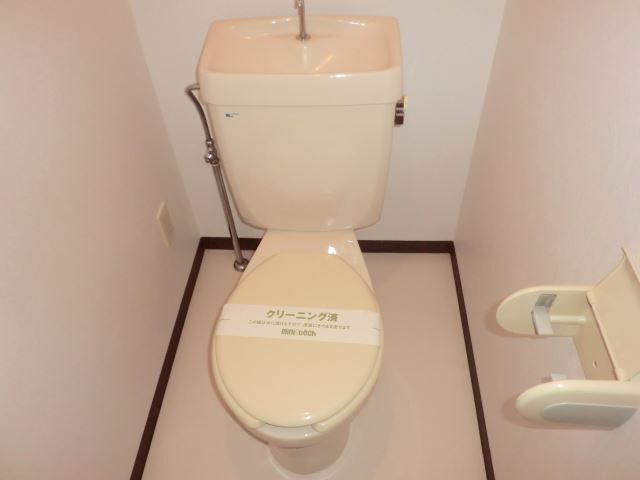 ����3