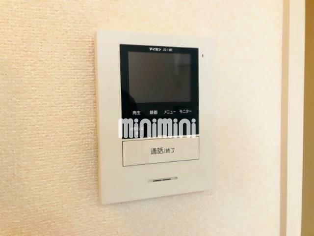 ����11