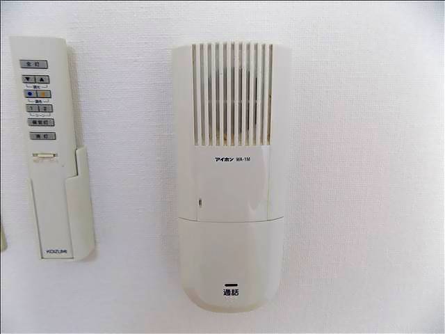 ����7