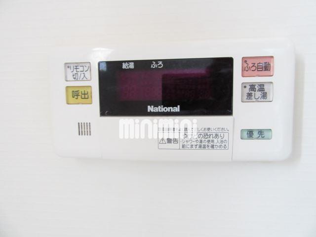 ����11