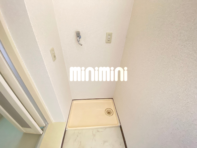 ����6