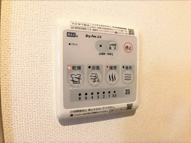 ����6