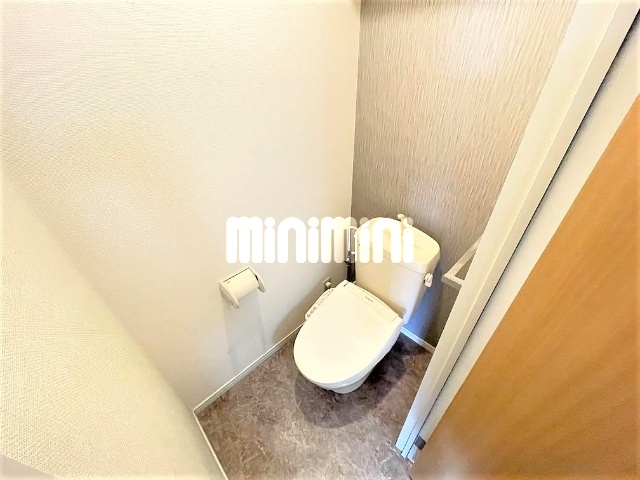 ����9