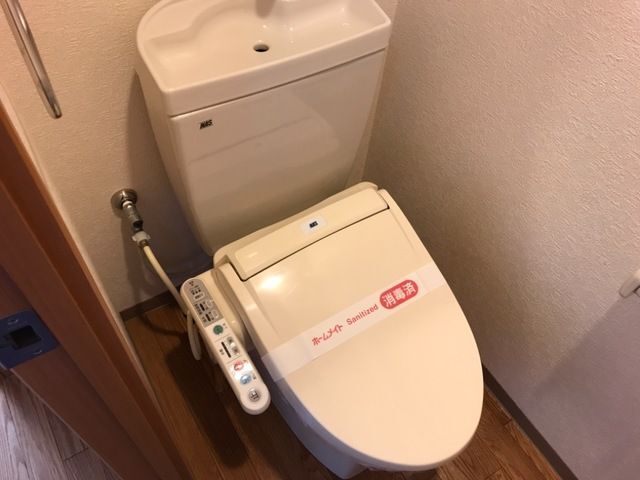 ����7