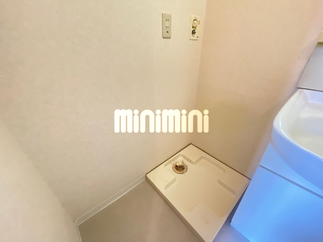 ����5