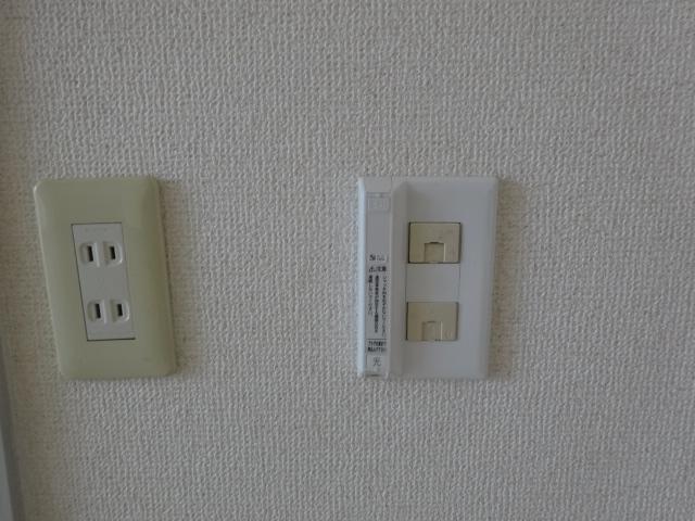 ����14