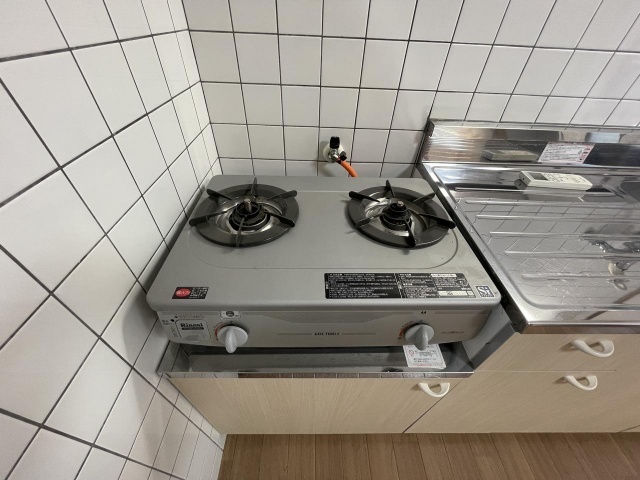 ����19