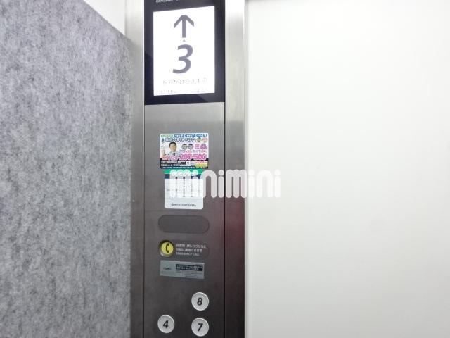 ����13