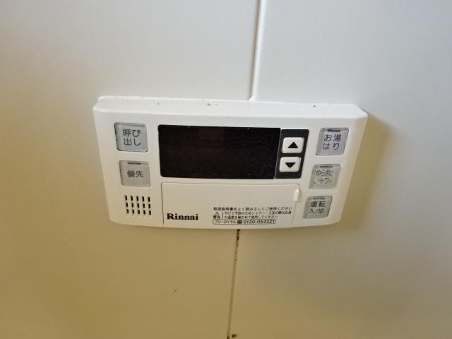 ����6