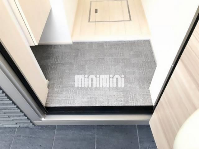 ����10
