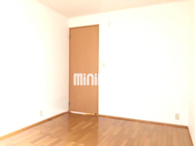 ����5