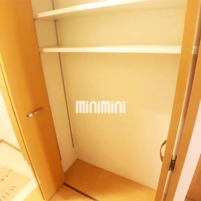 ����6