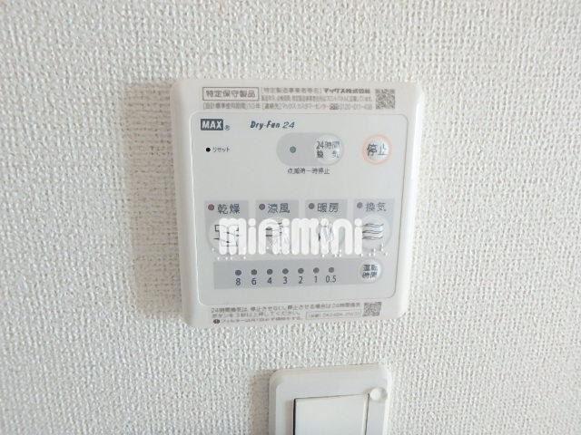 ����10
