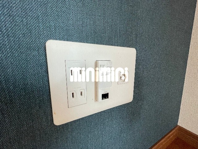 ����14