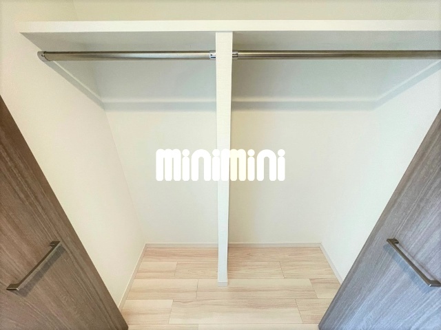 ����6