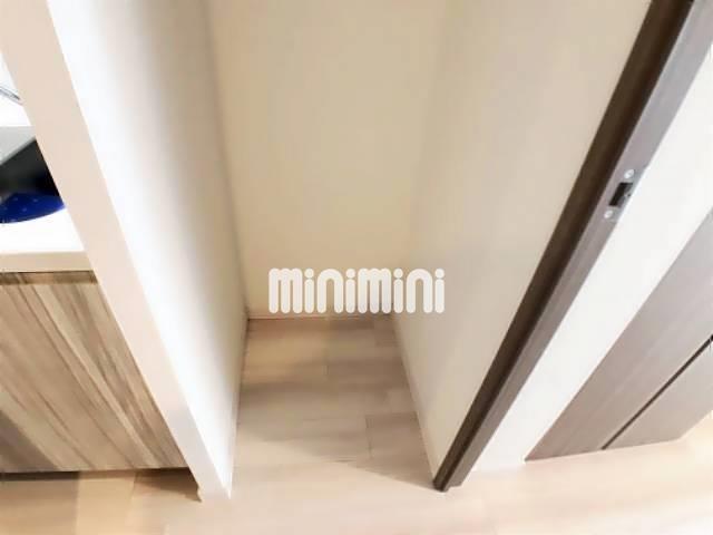 ����19