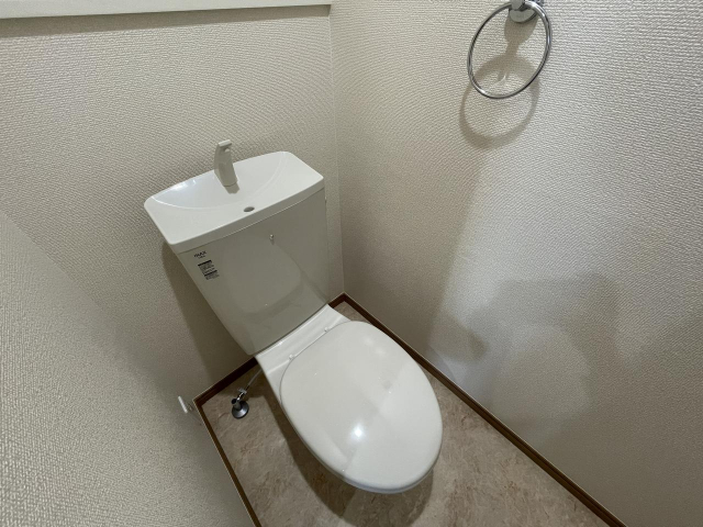 ����5