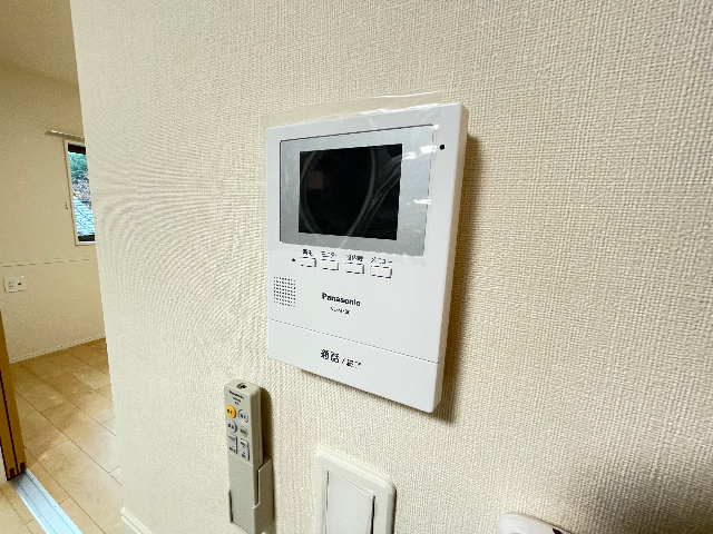 ����10