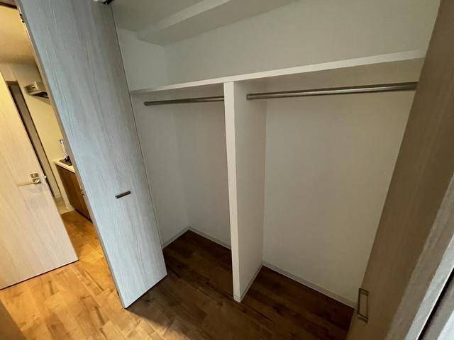 ����6