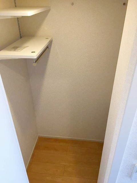����6