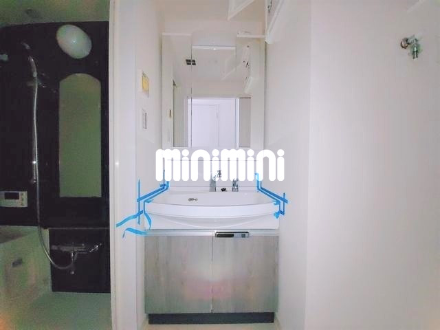 ����5