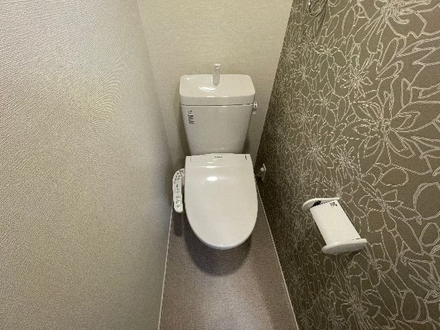 ����5