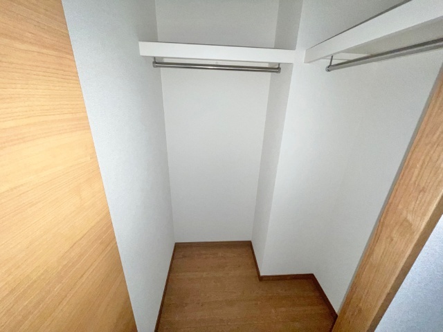 ����6