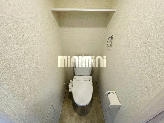 ����5