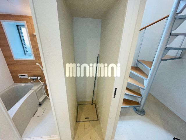 ����7