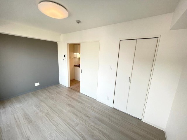 ����5