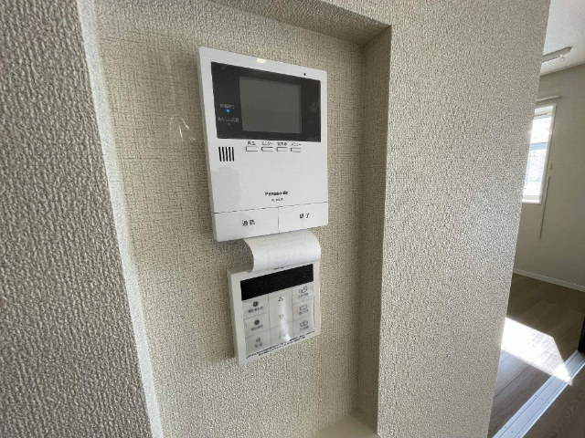 ����14