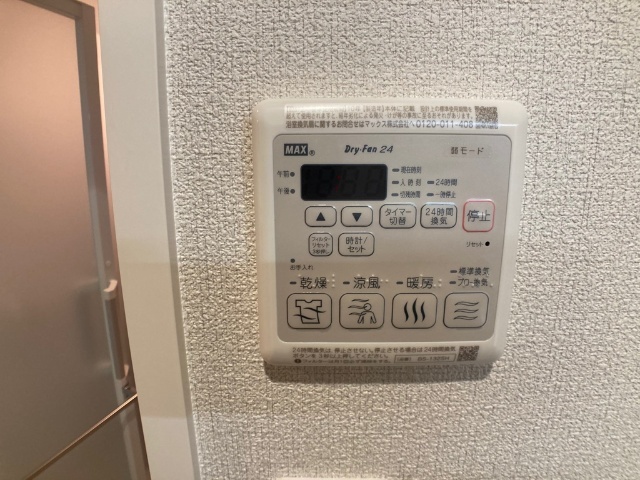 ����14