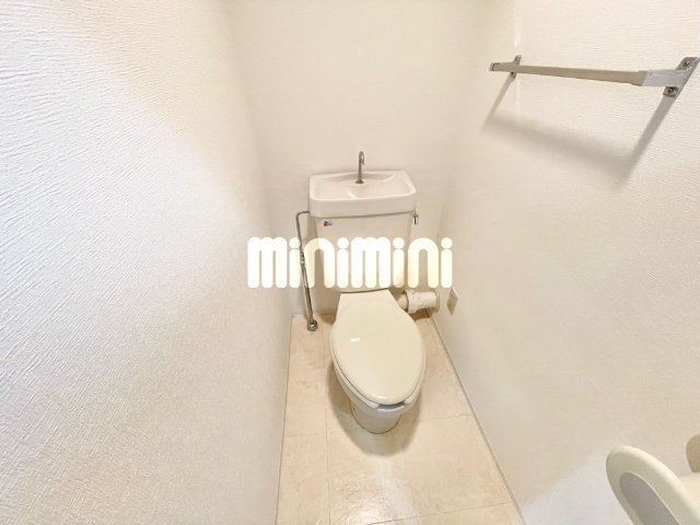 ����9
