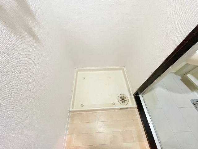 ����10