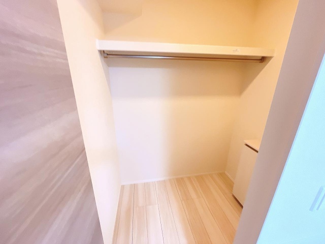 ����6