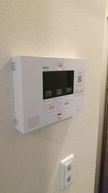 ����11