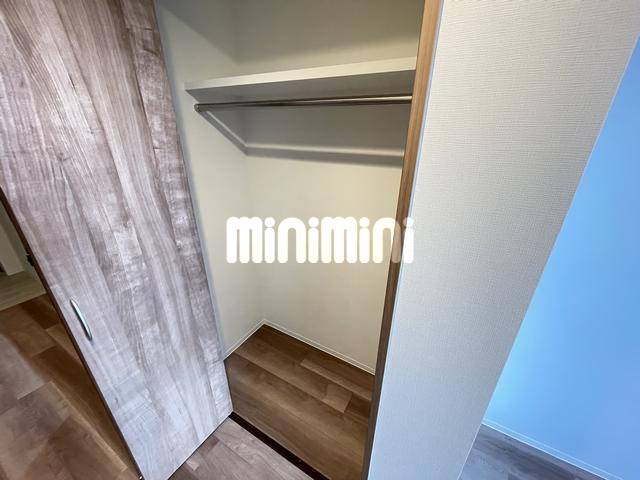 ����6