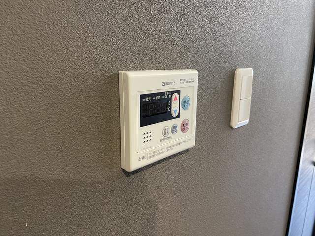 ����19