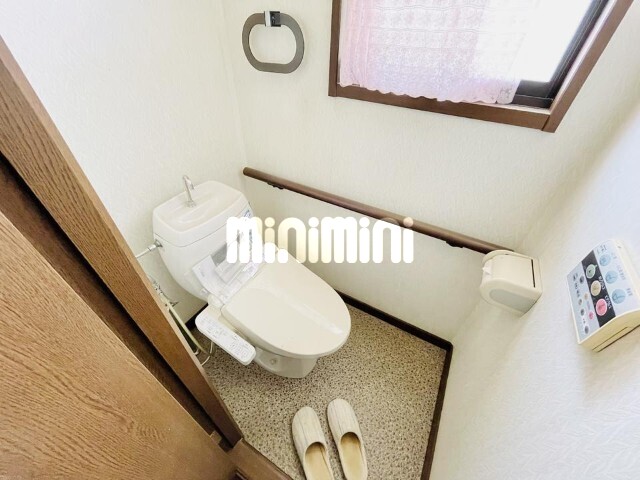 ����8